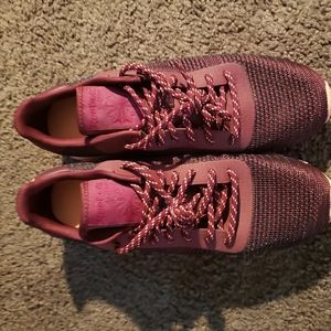 Rare Women's size 10 Reebok